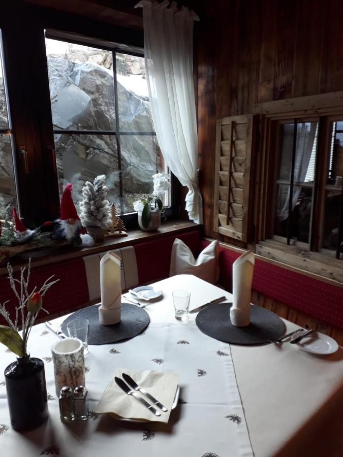 Hotel Felsenstueberl ゼルデン エクステリア 写真