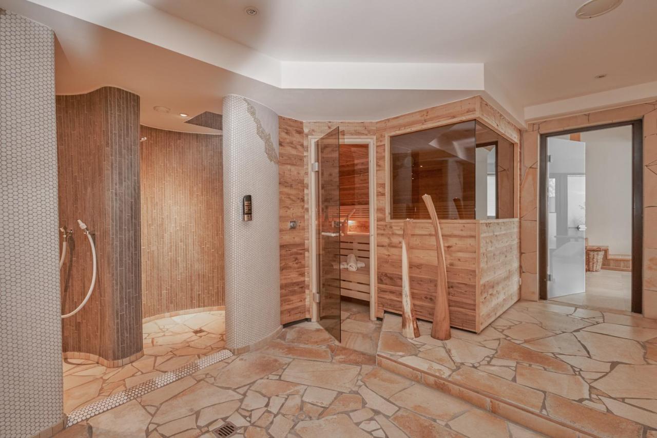 Hotel Felsenstueberl ゼルデン エクステリア 写真