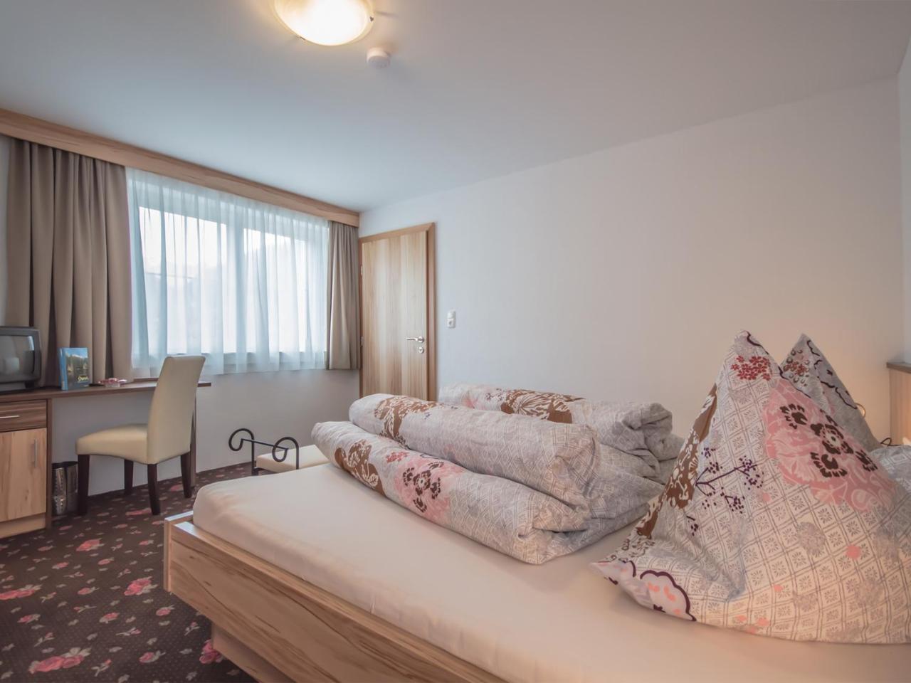 Hotel Felsenstueberl ゼルデン エクステリア 写真